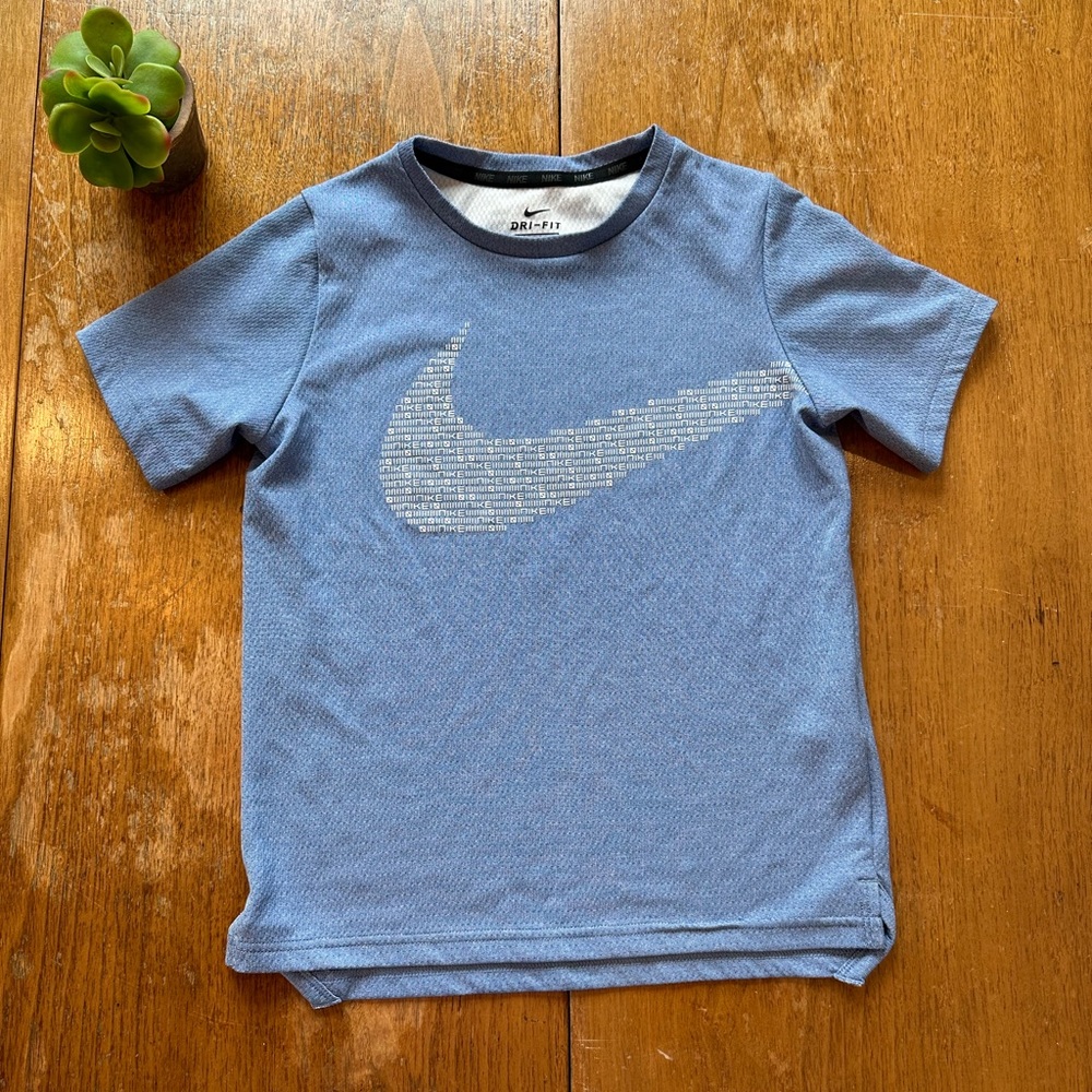 Nike dri-fit tshirt